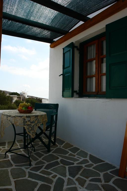 Irene Rooms Folégandros Extérieur photo